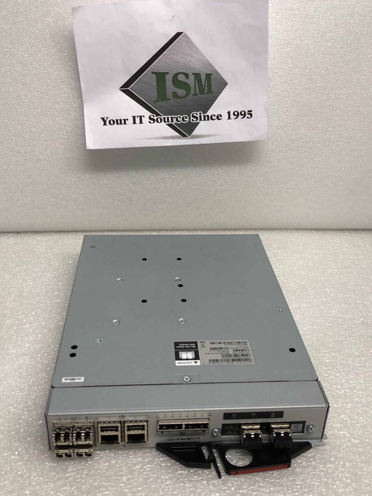 p 00L4644 IBM V7000 Tipo 300 Bote de Nodo con 10 GBPS Puertos Ethernet 85Y6116 ( RESTAURADO )