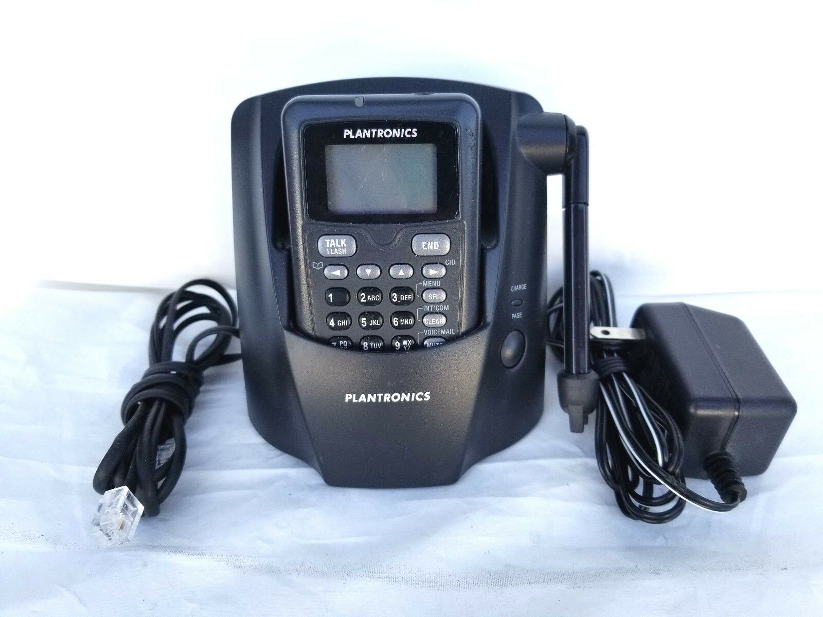 Plantronics CT14 DECT CORDLESS HEADSET PHONE WITH MAIN BASE AND AC - REFURBISHED.