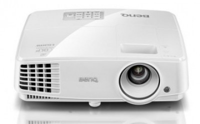 Proyector BENQ MX528 - 3300 lúmenes ANSI, DLP, XGA (1024x768), 10000 h, Color blanco